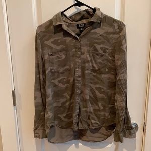 A.N.A. Women’s Small Camo blouse